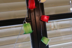 Lichterkette mit Fruchtzwerge-Schirmchen